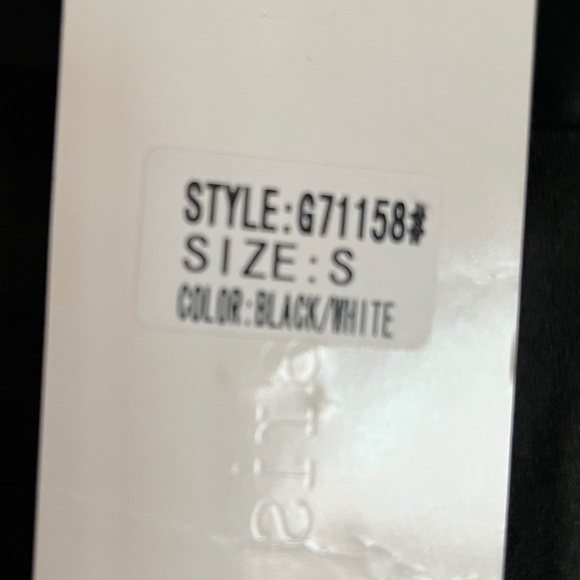 Lucy Paris Skirt Black & White Fully Lined Size Small New With Tags - Picture 9 of 9